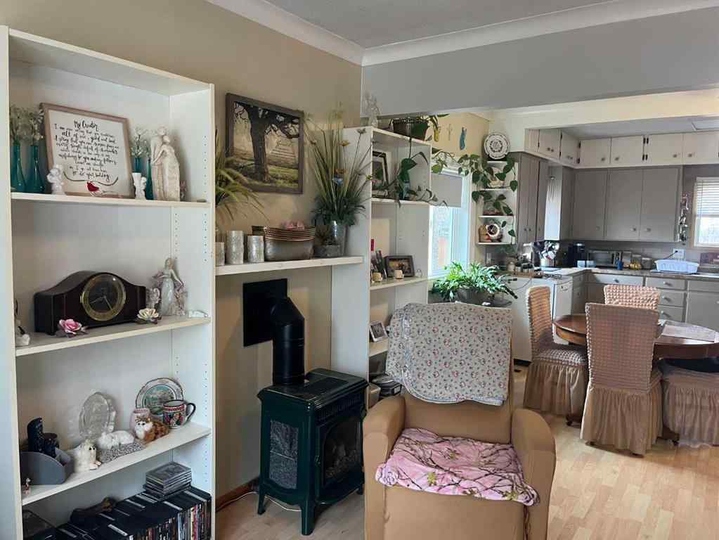 MLS® A2212976 - 16 2 Street S in Marwayne Marwayne, Residential