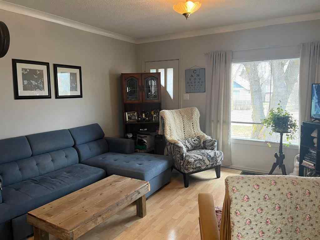 MLS® A2212976 - 16 2 Street S in Marwayne Marwayne, Residential