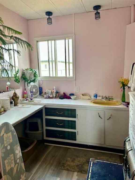 MLS® A2213010 - 4600 53 Avenue  in NONE Grimshaw, Residential