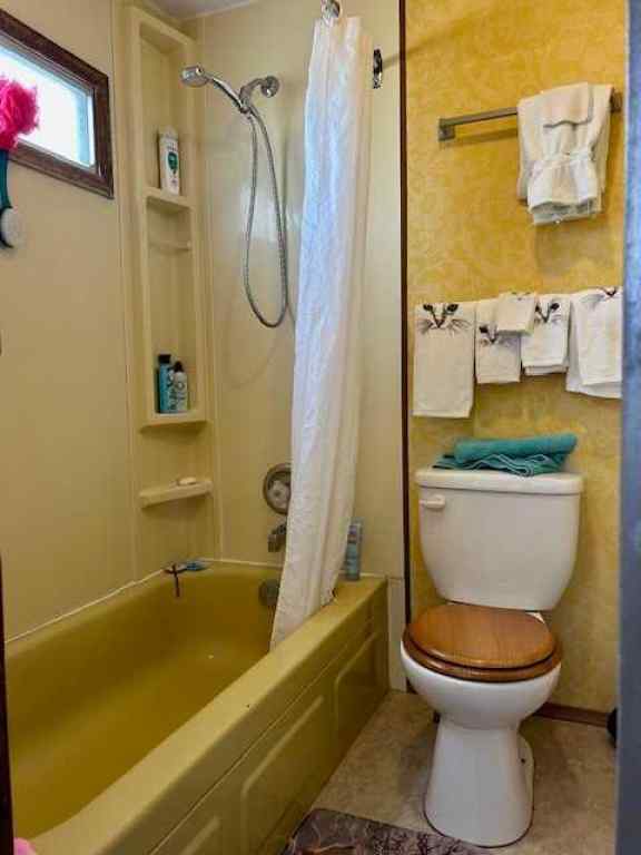 MLS® A2213010 - 4600 53 Avenue  in NONE Grimshaw, Residential