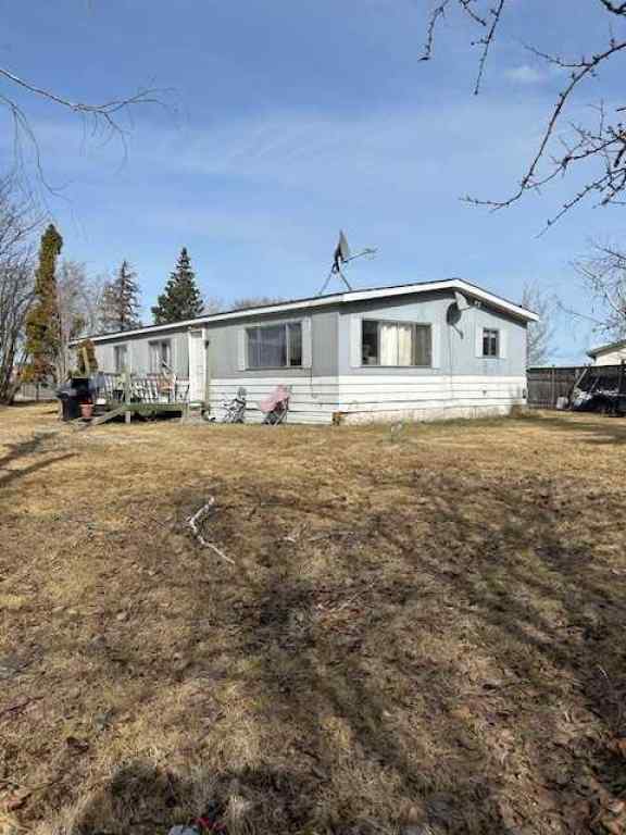 MLS® A2213010 - 4600 53 Avenue  in NONE Grimshaw, Residential