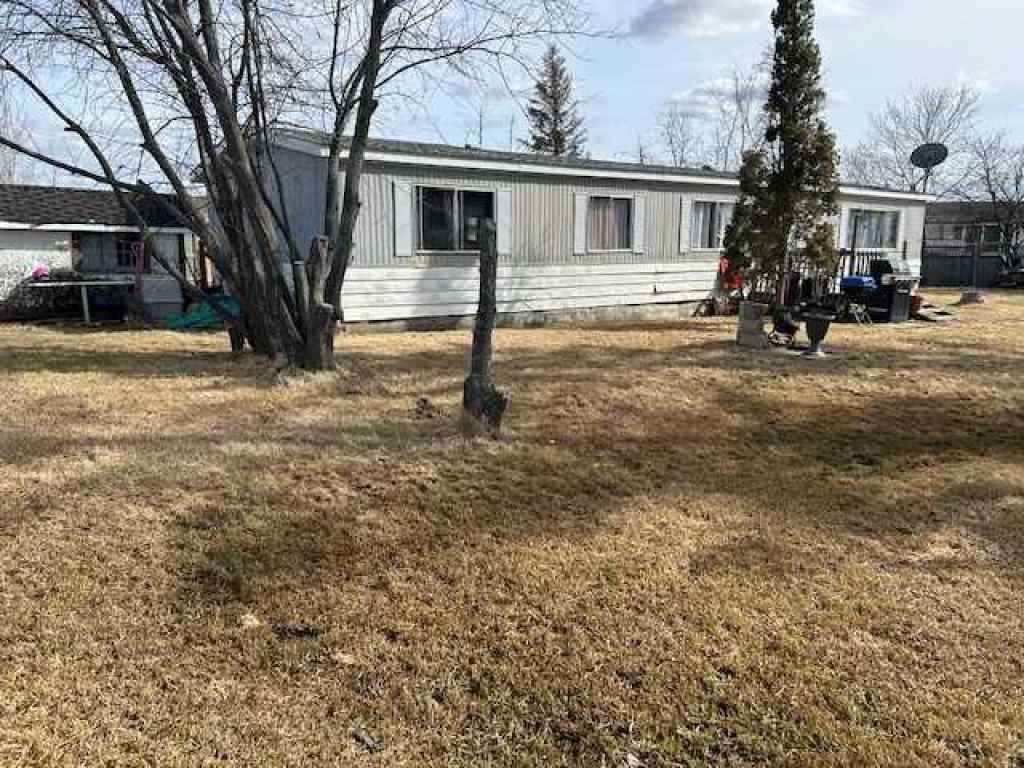 MLS® A2213010 - 4600 53 Avenue  in NONE Grimshaw, Residential