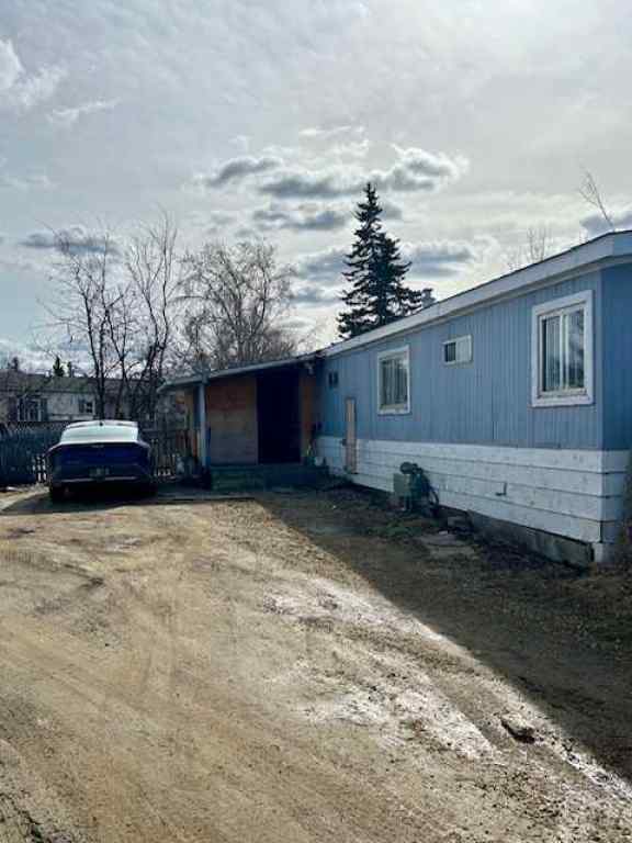 MLS® A2213010 - 4600 53 Avenue  in NONE Grimshaw, Residential