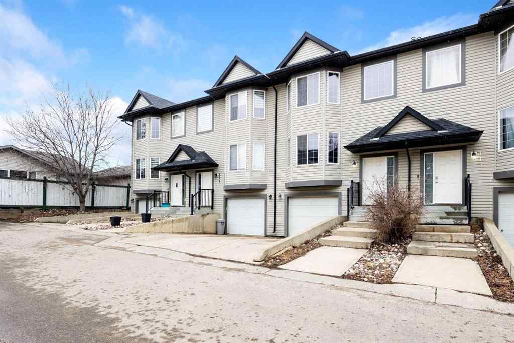 MLS® A2213033 - 117 Grizzly Bay  in Timberlea Fort McMurray, Residential