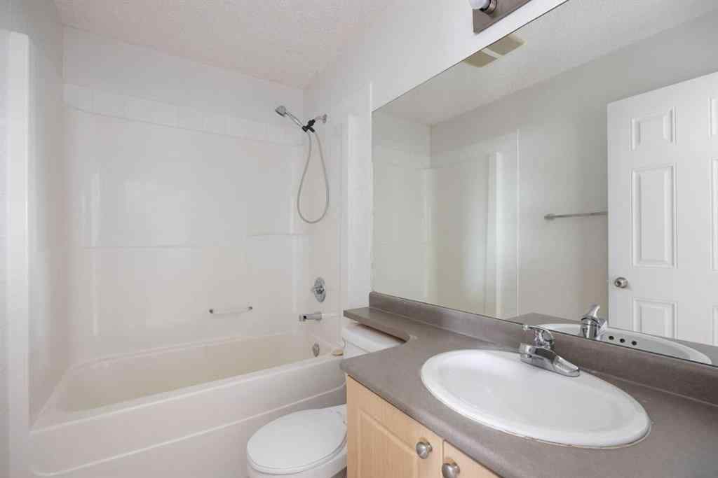 MLS® A2213033 - 117 Grizzly Bay  in Timberlea Fort McMurray, Residential