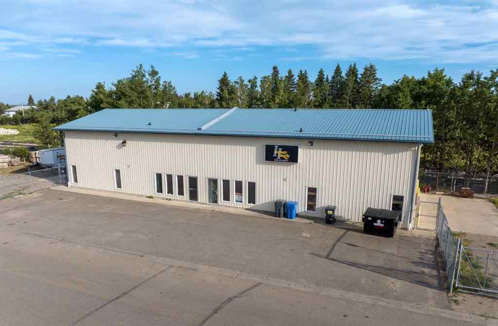 MLS® A2213077 - 4911 50 Avenue   in NONE Eckville, Commercial