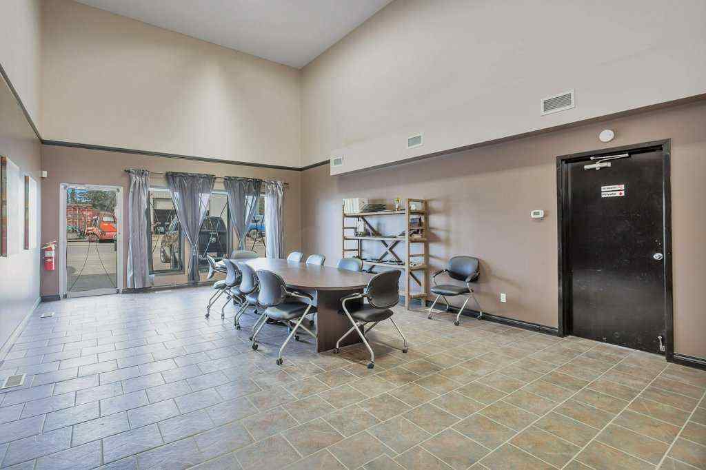MLS® A2213081 - 4907 and 4911 50 Avenue   in NONE Eckville, Commercial