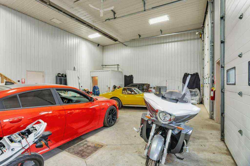 MLS® A2213081 - 4907 and 4911 50 Avenue   in NONE Eckville, Commercial