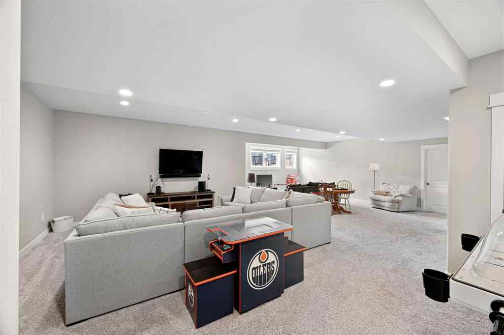 MLS® A2213132 - 6305 20A Street Close  in Lakeside Lloydminster, Residential