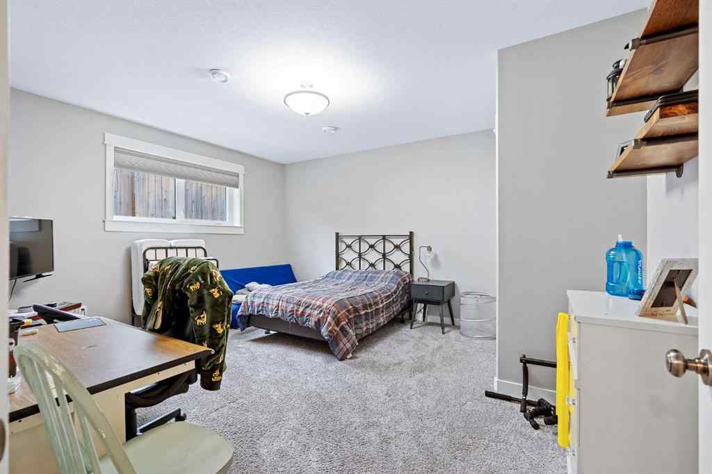 MLS® A2213132 - 6305 20A Street Close  in Lakeside Lloydminster, Residential