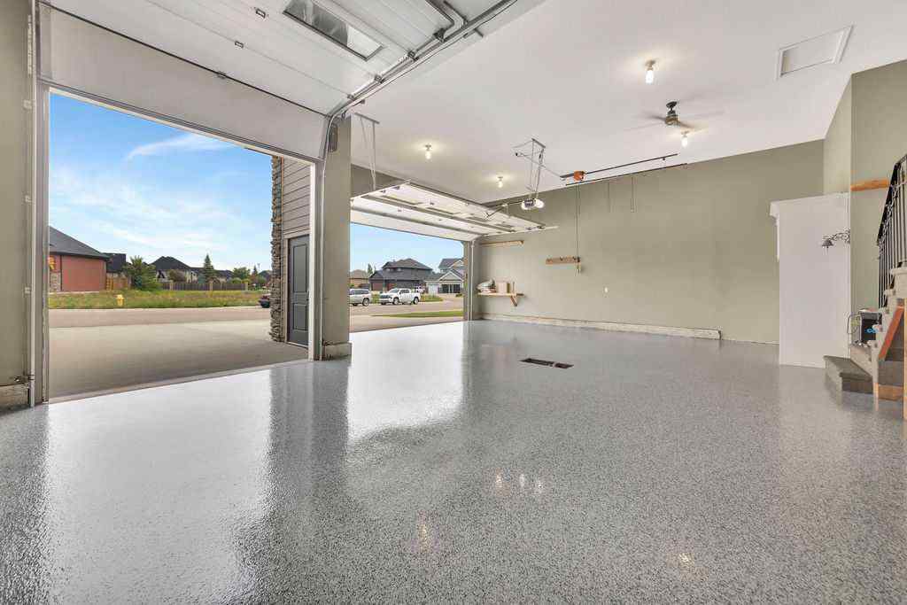 MLS® A2213132 - 6305 20A Street Close  in Lakeside Lloydminster, Residential