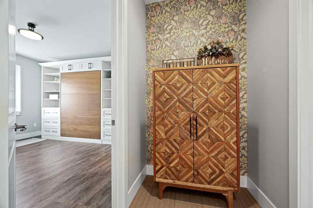 MLS® A2213132 - 6305 20A Street Close  in Lakeside Lloydminster, Residential
