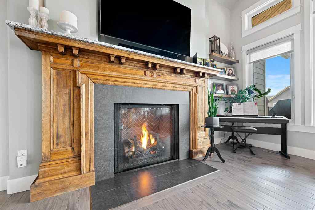 MLS® A2213132 - 6305 20A Street Close  in Lakeside Lloydminster, Residential