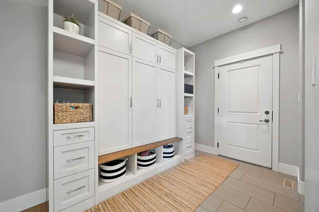 MLS® A2213132 - 6305 20A Street Close  in Lakeside Lloydminster, Residential