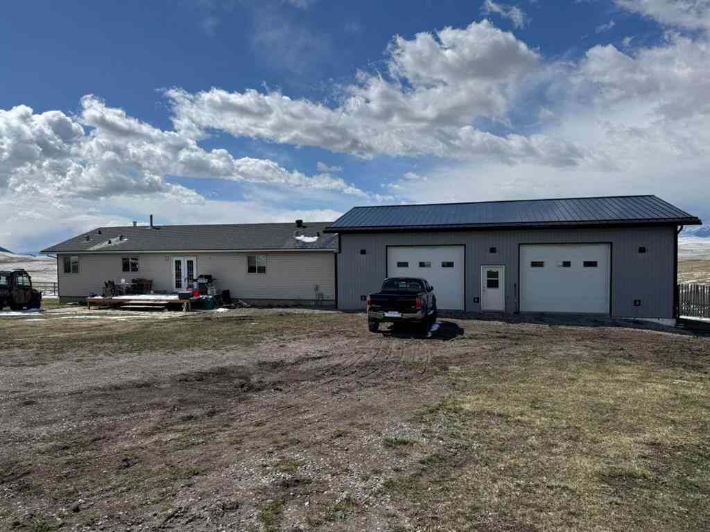 MLS® A2213177 - 9321 Range Road 1-3   in NONE Rural Pincher Creek No. 9, M.D. of, Agri-Business