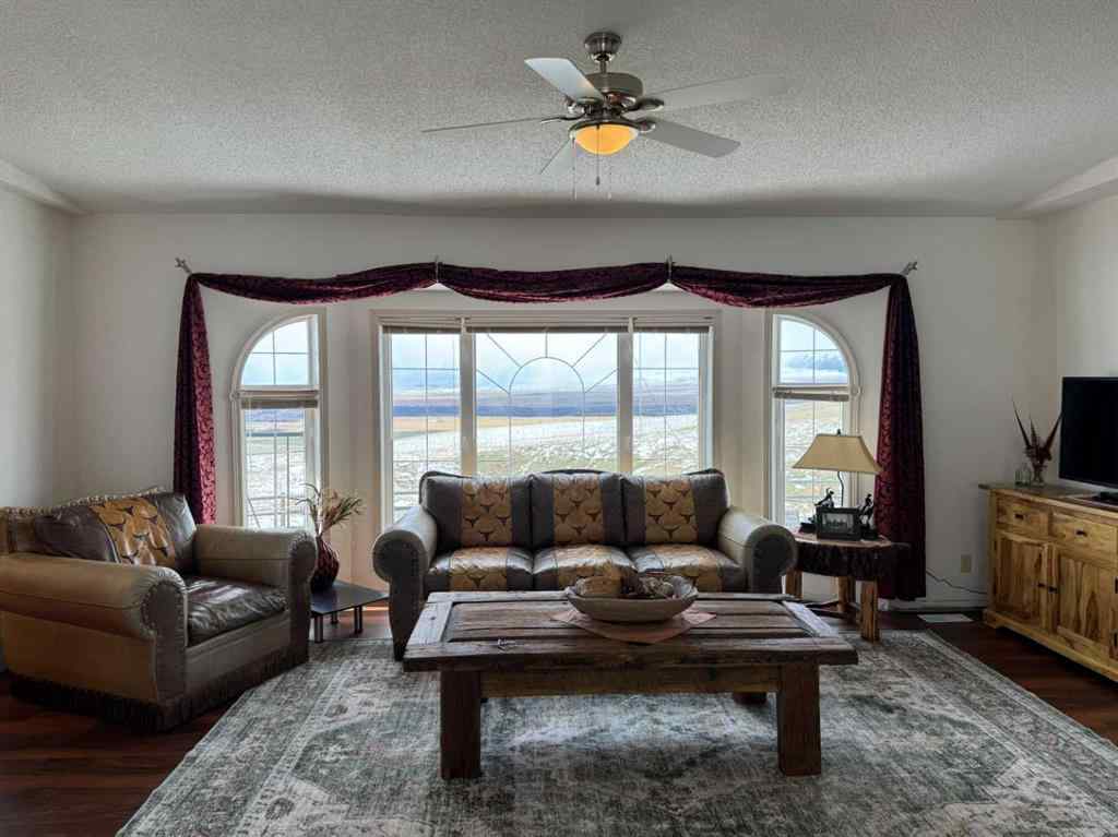 MLS® A2213177 - 9321 Range Road 1-3   in NONE Rural Pincher Creek No. 9, M.D. of, Agri-Business