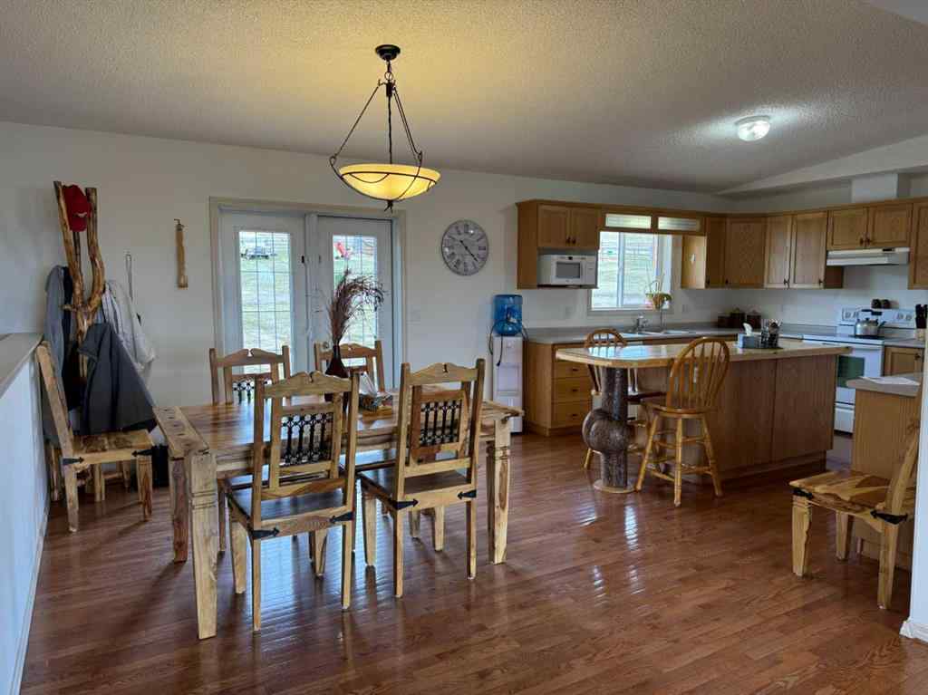 MLS® A2213177 - 9321 Range Road 1-3   in NONE Rural Pincher Creek No. 9, M.D. of, Agri-Business