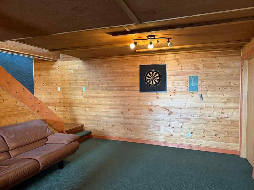 MLS® A2213177 - 9321 Range Road 1-3   in NONE Rural Pincher Creek No. 9, M.D. of, Agri-Business