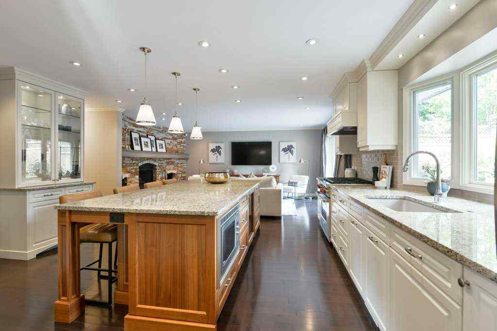 MLS® A2213185 - 1035 32 Avenue SW in Elbow Park Calgary, Residential