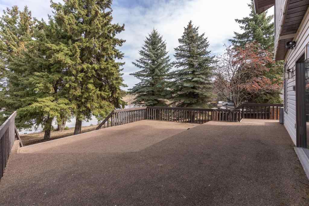 MLS® A2213186 - 4211 69 Street  in Duggan Park Camrose, Residential