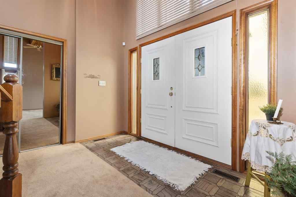 MLS® A2213186 - 4211 69 Street  in Duggan Park Camrose, Residential