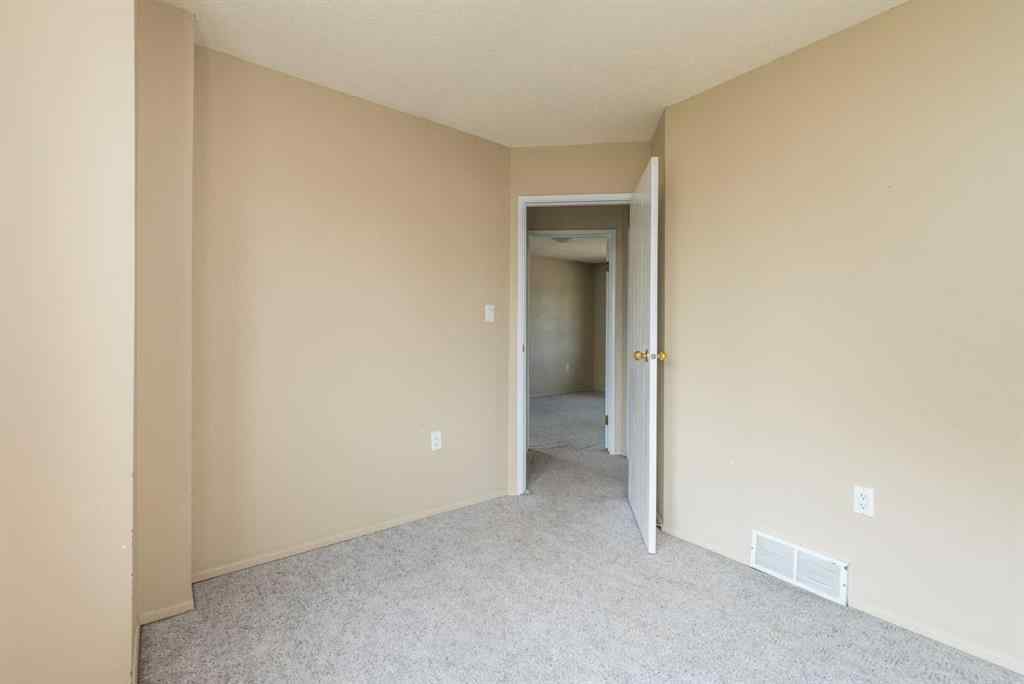 MLS® A2213211 - 5107 41 Street  in Southridge Lloydminster, Residential