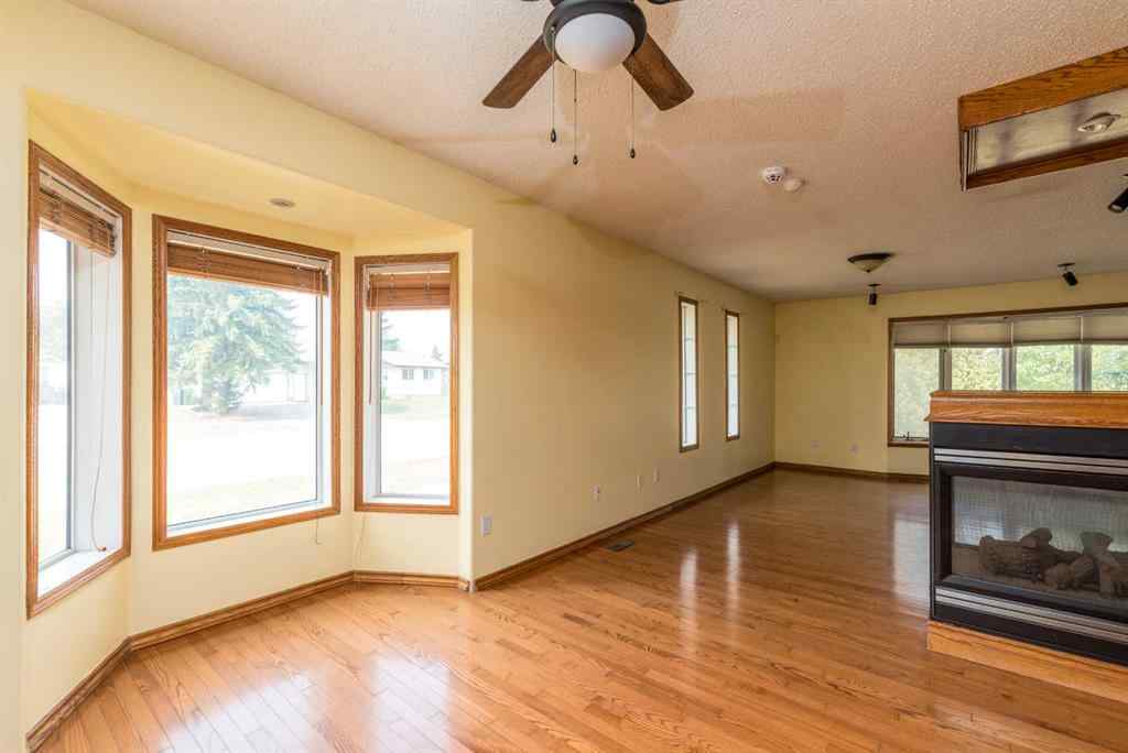 MLS® A2213211 - 5107 41 Street  in Southridge Lloydminster, Residential