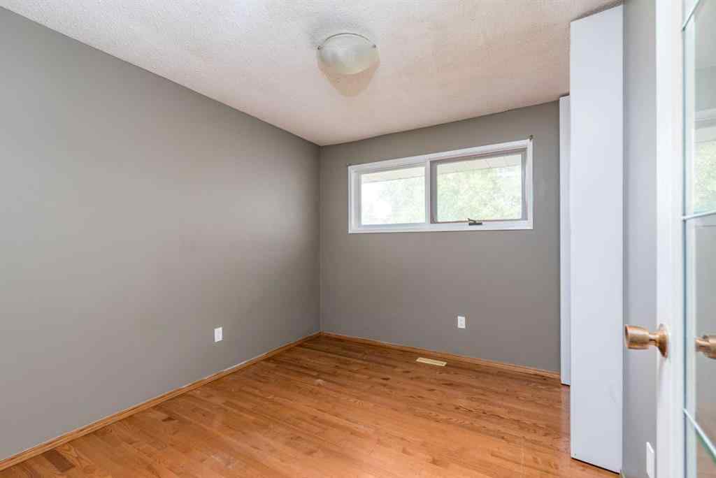 MLS® A2213211 - 5107 41 Street  in Southridge Lloydminster, Residential