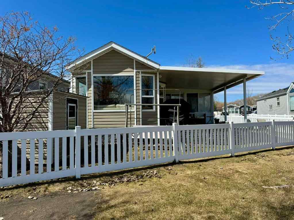 MLS® A2213218 - Unit #2010 35468 Range Road 30   in Gleniffer Lake Rural Red Deer County, Residential