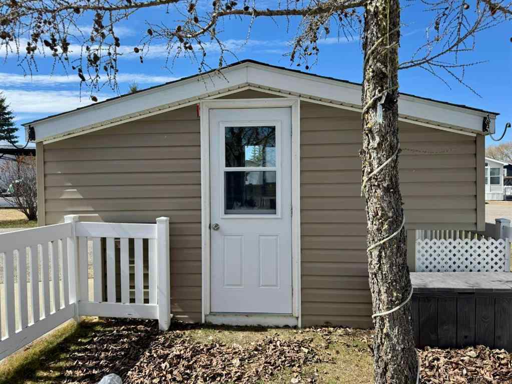 MLS® A2213218 - Unit #2010 35468 Range Road 30   in Gleniffer Lake Rural Red Deer County, Residential