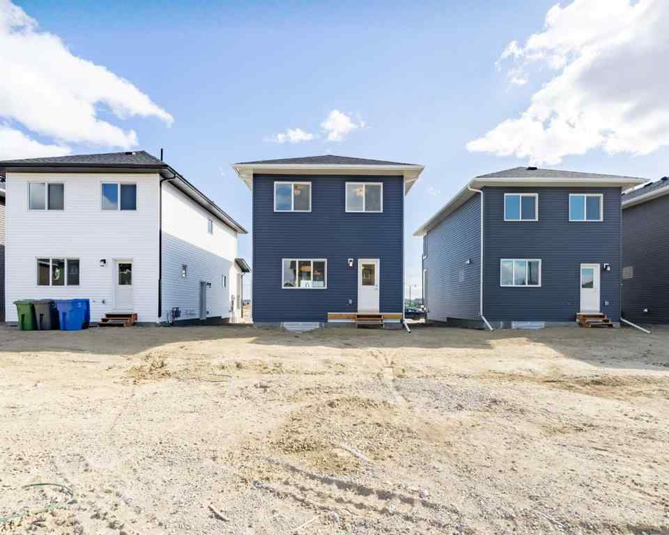 MLS® A2213236 - 405 Dawson Wharf Road  in Dawson\'s Landing Chestermere, Residential