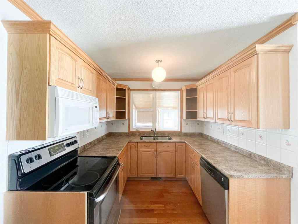 MLS® A2213254 - 832 15 Street   in Wainwright Wainwright, Residential