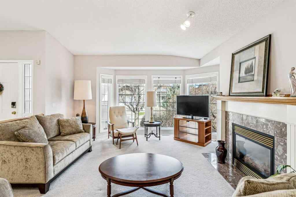 MLS® A2213269 - 76 Christie Gardens SW in Christie Park Calgary, Residential