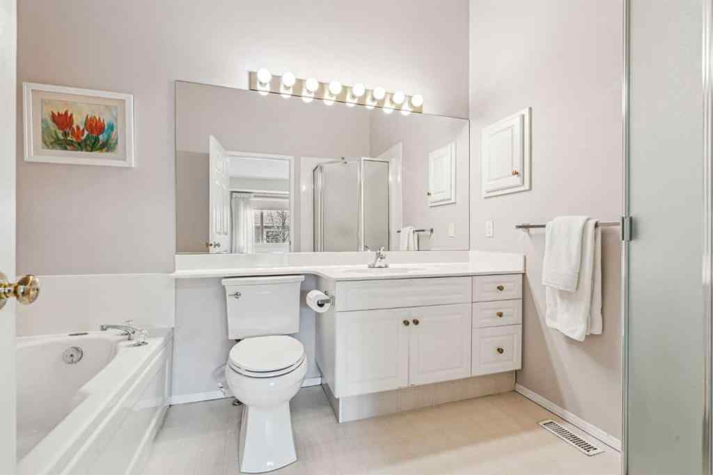 MLS® A2213269 - 76 Christie Gardens SW in Christie Park Calgary, Residential