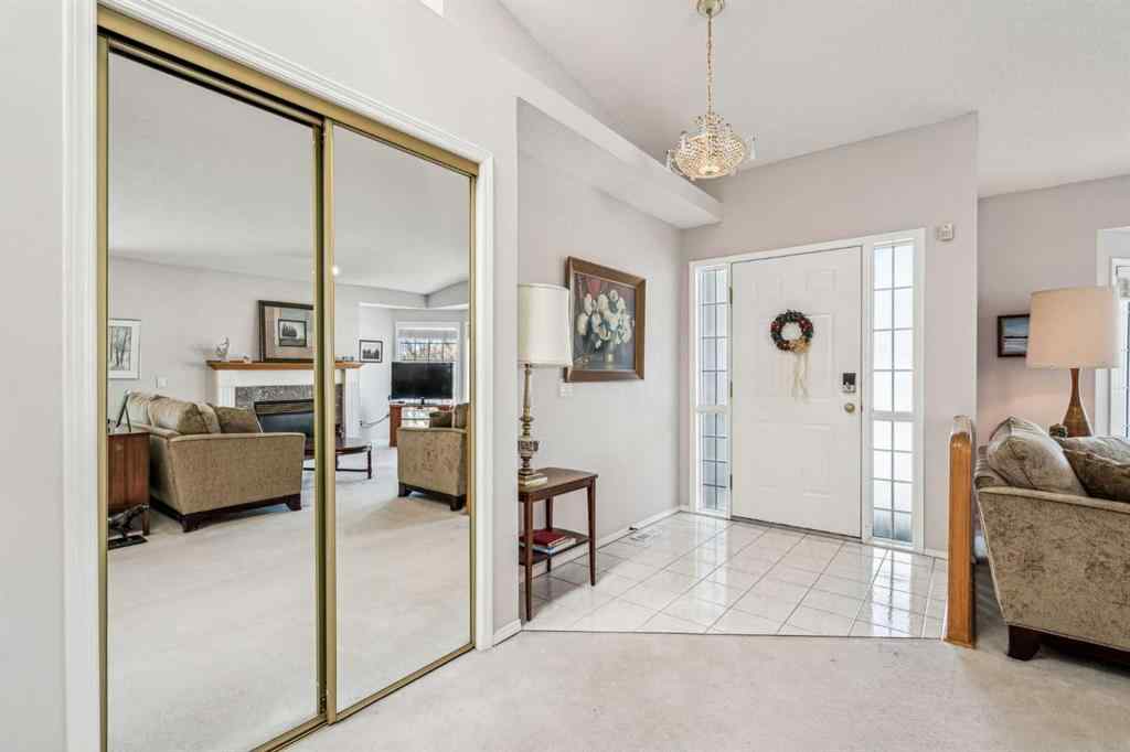 MLS® A2213269 - 76 Christie Gardens SW in Christie Park Calgary, Residential