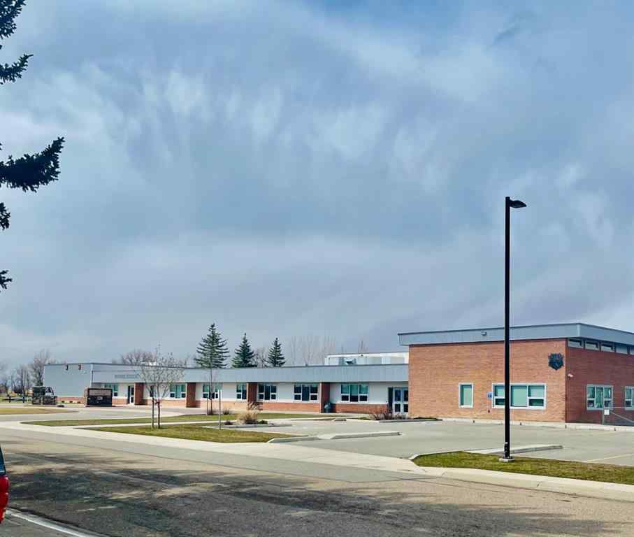 MLS® A2213379 - 406 3 Avenue  in NONE Warner, Residential
