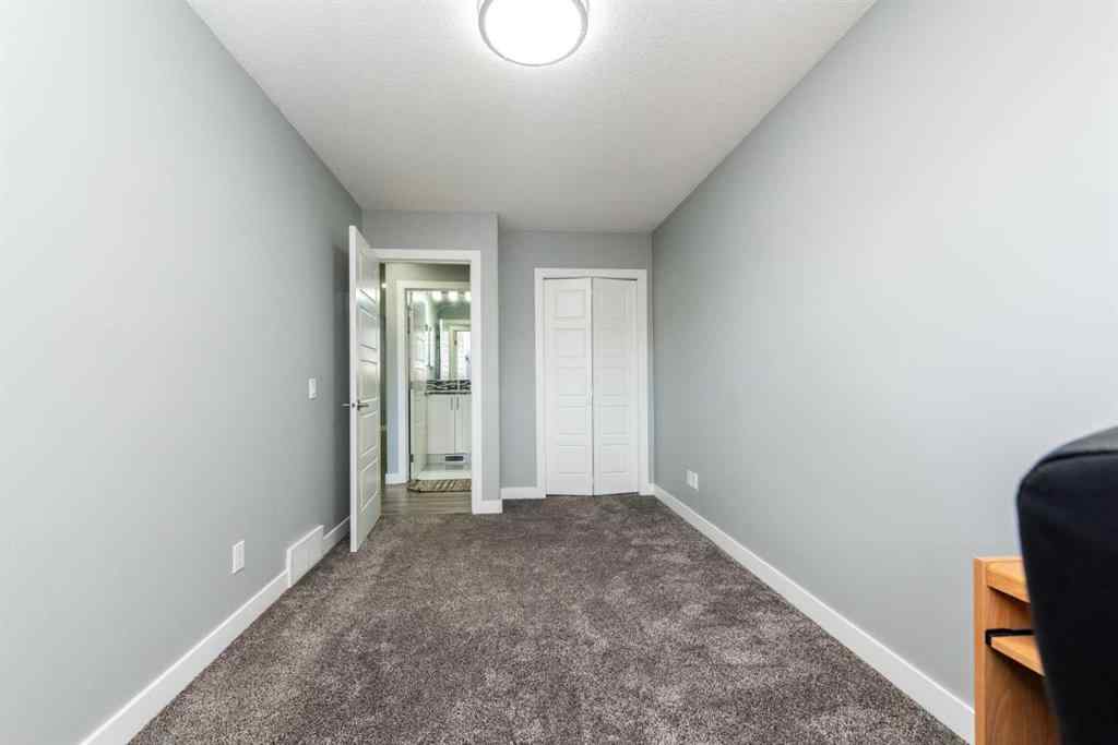 MLS® A2213387 - 163 Anaheim Circle NE in Monterey Park Calgary, Residential
