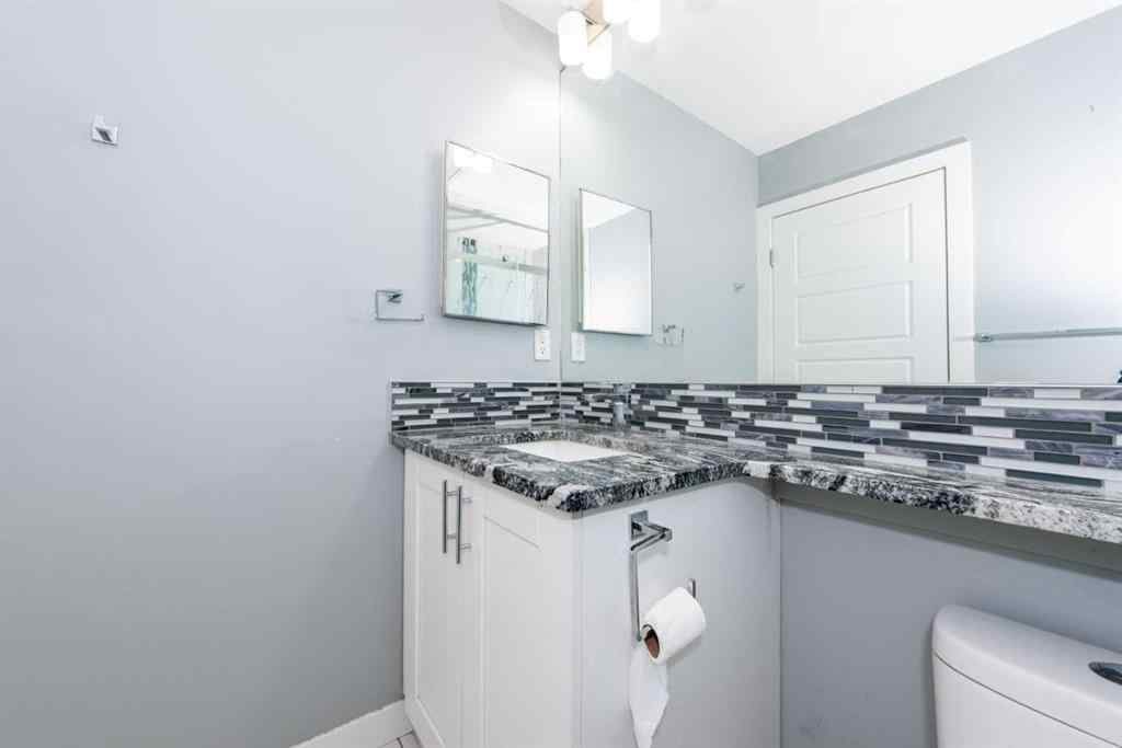 MLS® A2213387 - 163 Anaheim Circle NE in Monterey Park Calgary, Residential