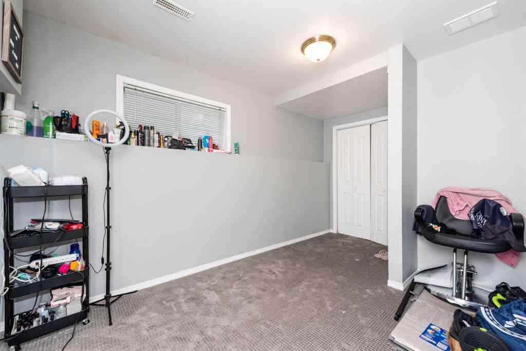 MLS® A2213387 - 163 Anaheim Circle NE in Monterey Park Calgary, Residential