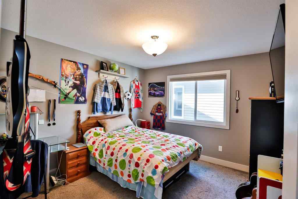 MLS® A2213395 - 239 Northlander Bend W in Garry Station Lethbridge, Residential