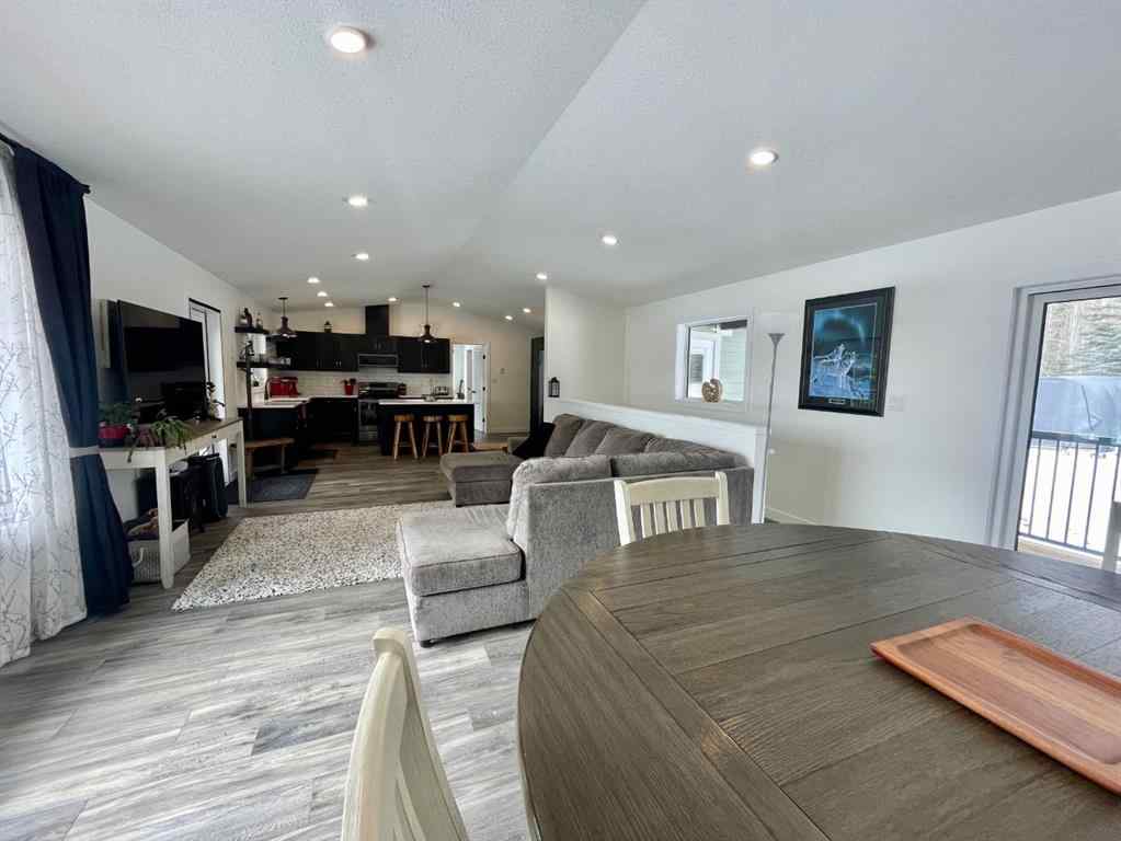 MLS® A2213415 - 6624 17 Avenue   in Edson Edson, Residential