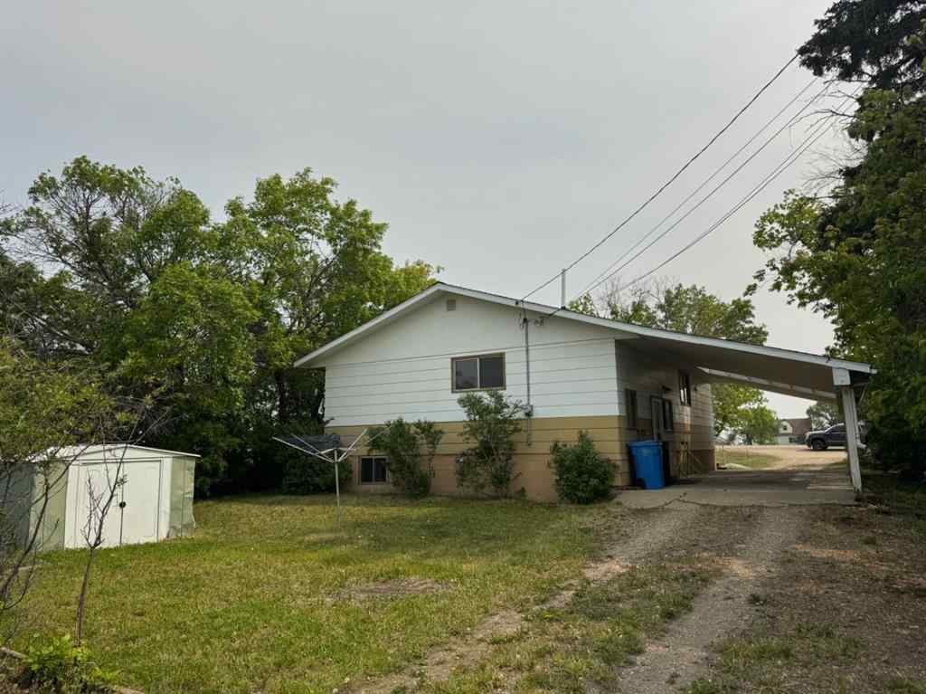 MLS® A2213443 - 9920 113 Street  in NONE Fairview, Residential