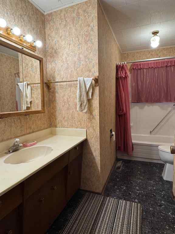 MLS® A2213443 - 9920 113 Street  in NONE Fairview, Residential