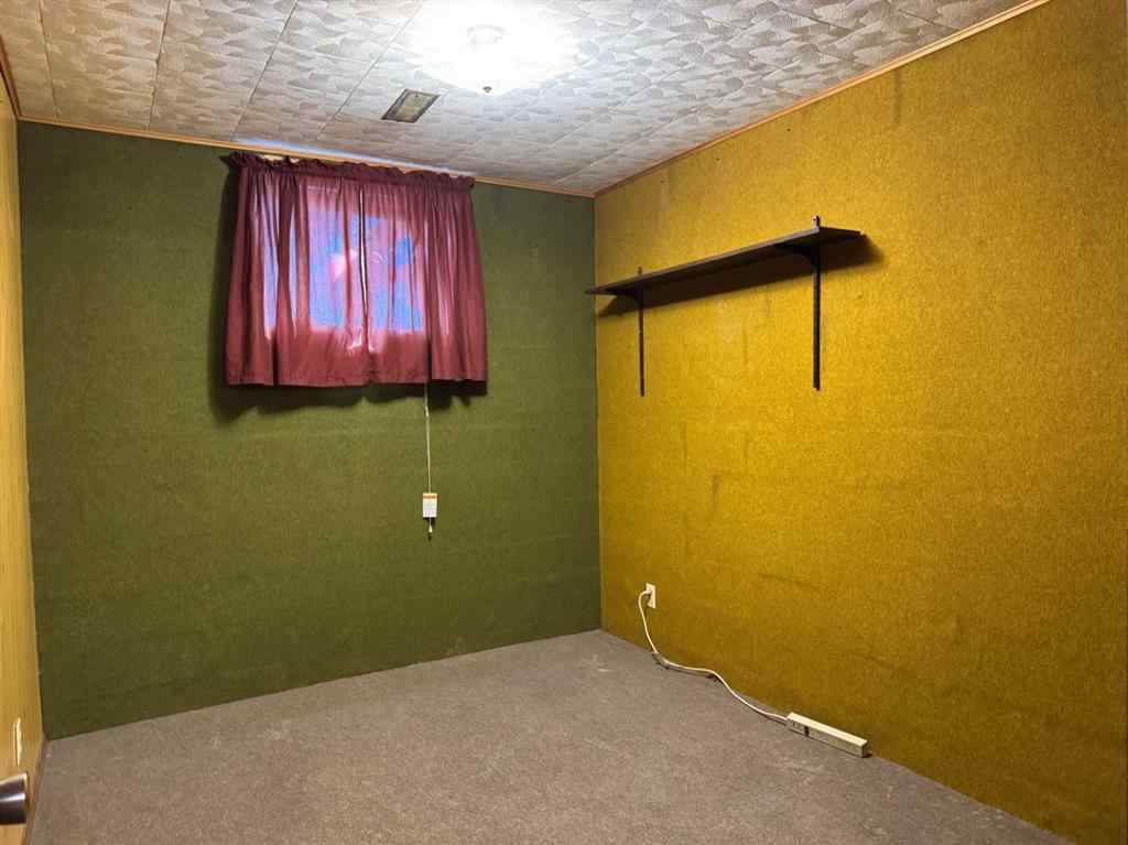 MLS® A2213443 - 9920 113 Street  in NONE Fairview, Residential