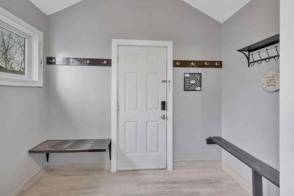 MLS® A2213462 - 5140 48 Street  in Central Innisfail Innisfail, Residential