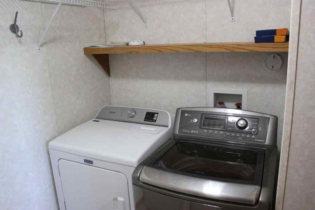 MLS® A2213553 - 37479 Range Road 260   in NONE Rural Red Deer County, Residential