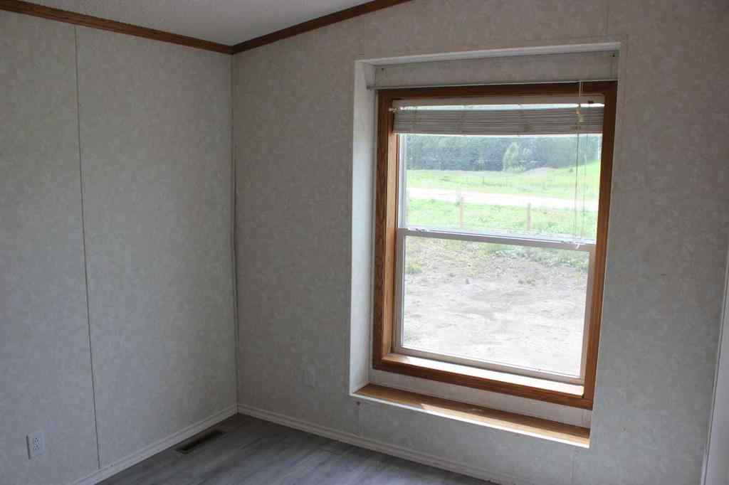 MLS® A2213553 - 37479 Range Road 260   in NONE Rural Red Deer County, Residential