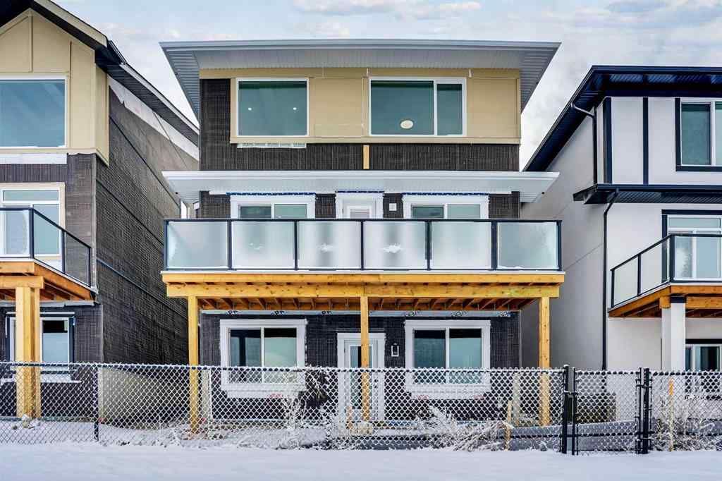 MLS® A2213557 - 256 Savanna Drive NE in Saddle Ridge Calgary, Residential