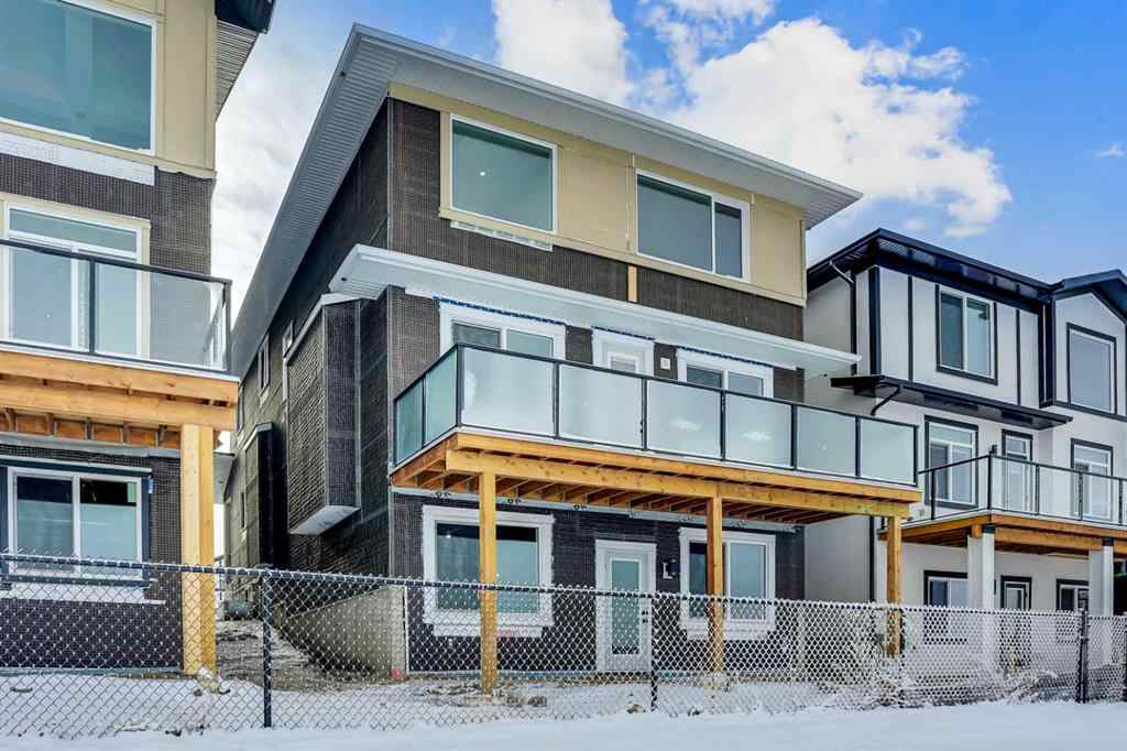 MLS® A2213557 - 256 Savanna Drive NE in Saddle Ridge Calgary, Residential
