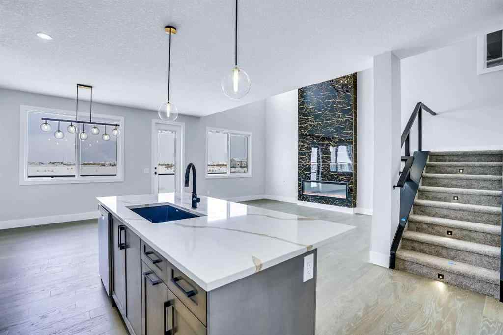 MLS® A2213557 - 256 Savanna Drive NE in Saddle Ridge Calgary, Residential